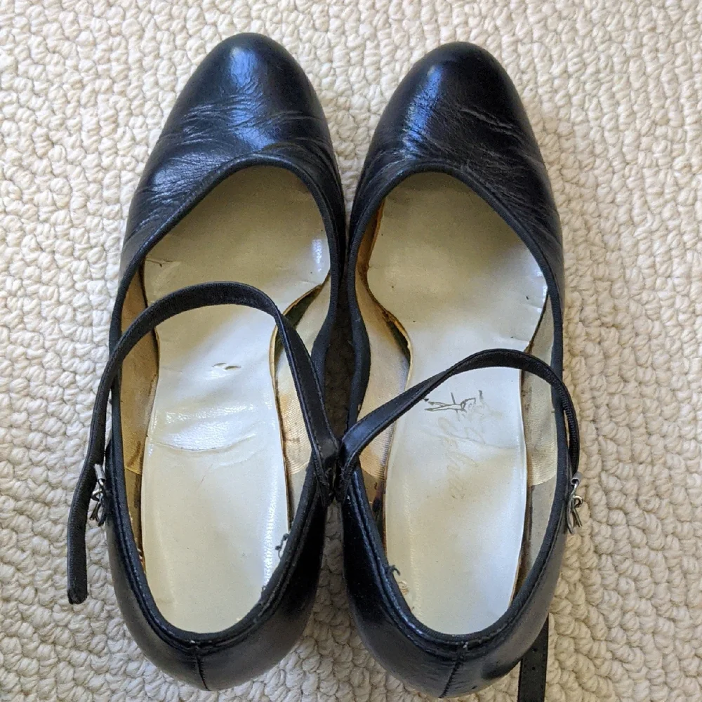 Sz 8 Tap Shoes, Black, Jingle Taps - Picture 1 of 8